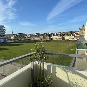 Presqu'Ile, Appartement Neuf Avec Balcon, Salle De Gym Et Parking Caen Exterior photo