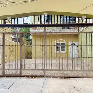 Casa Del Angel - Cerca De La Embajada Americana Apartment Tegucigalpa Exterior photo