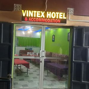 Vintex Guest House Kimana Exterior photo