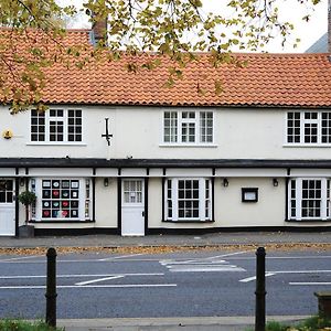 Magpies Restaurant With Rooms Horncastle  Exterior photo