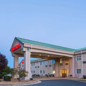 Ramada By Wyndham Strasburg - Shenandoah Valley Hotel Exterior photo