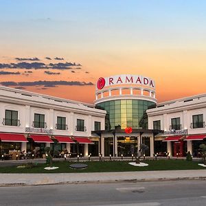 Ramada By Wyndham Sakarya Hotel Exterior photo