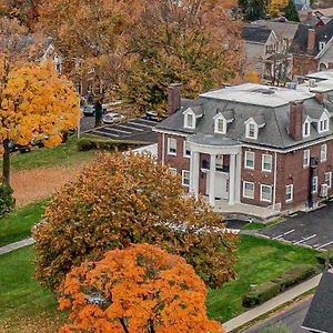 The Grandeur Estate Hotel Greensburg Exterior photo