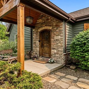 Gorgeous 5 Bdr With Hot Tub - Walk To Holi-Mont! Villa Ellicottville Exterior photo