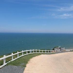 Mui Tau Hotel Phan Ri Cua Tuy Phong Exterior photo