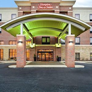 Hampton Inn & Suites Detroit-Canton Exterior photo