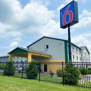 Motel 6 Lancaster Exterior photo