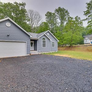 Chic Penn Estates Home 7 Mi To Camelback Mountain East Stroudsburg Exterior photo