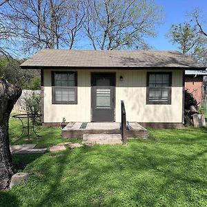 Green Haven Studio Near Austin Airport Cota Villa Exterior photo