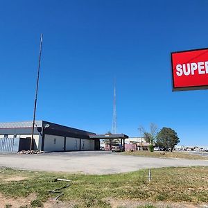 Super 7 Inn Midland Exterior photo