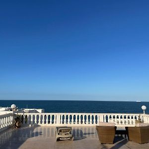 Appartement Vue Mer Au Coeur De La Marsa Avec Une Grande Terrasse Privee Tunis Exterior photo