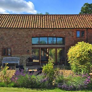 Golden Lion Barn Villa Thursford Exterior photo