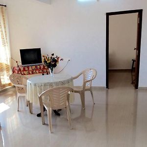 Cozy Family Holiday Apartment Madgaon Exterior photo