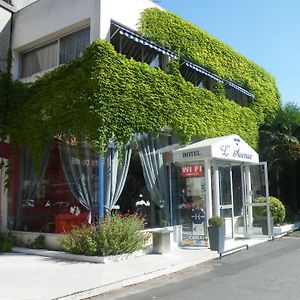 Hotel De L'Avenue Saintes Exterior photo