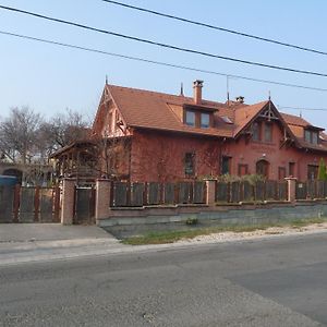 Keramiapark Guesthaus Hotel Budapest Exterior photo