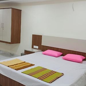 Spn Shubam Rooms Tirunelveli Exterior photo