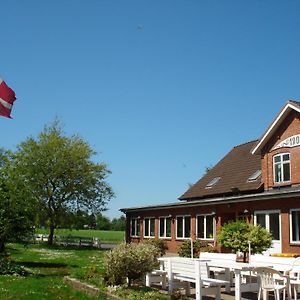 Mikkelborg Kro Hotel Rodding Exterior photo