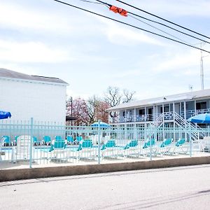 Starlite Motel Wisconsin Dells Exterior photo