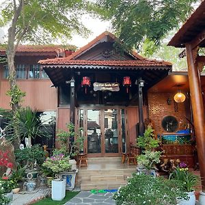 Dan Khoi Homestay Lagi Tan Tao Exterior photo