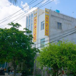 Khach San An Binh Dao Phu Quy Hotel Exterior photo