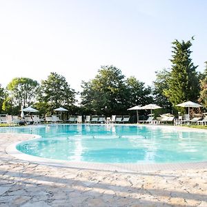 Il Podere Del Germano Reale Hotel Coriano Exterior photo