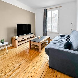 Elegant Pied-A-Terre A Beauvais Apartment Exterior photo