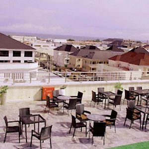 Time Oak Hotel And Suites Royale Lagos Exterior photo