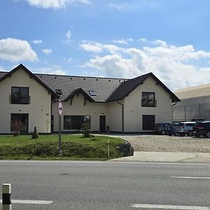 Ubytovanie Barborka Apartment Krasnohorske Podhradie Exterior photo