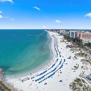 Pelican Point On Clearwater Beach Aparthotel Exterior photo