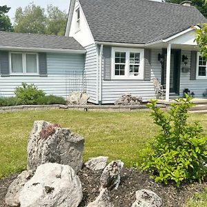 Little Blue Oasis Villa Owen Sound Exterior photo