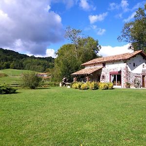 Gaztelia Villa Saint-Jean-le-Vieux  Exterior photo