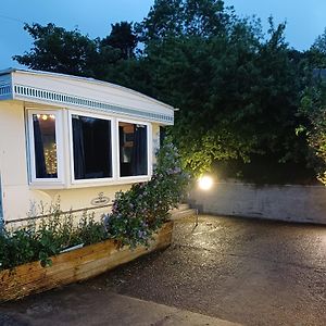 Midden Manor: Farm Stay In Rural County Antrim. Cullybackey Exterior photo