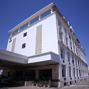 Rr Inn Tirunelveli Exterior photo