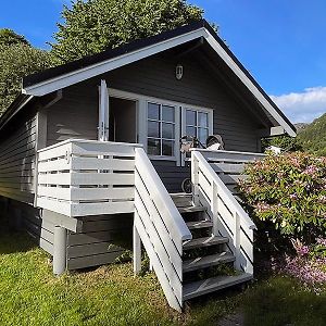 Selje Camping - Hytte Nr 8 Apartment Exterior photo