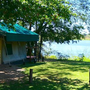 Ndhovu Safari Lodge Mahango Exterior photo