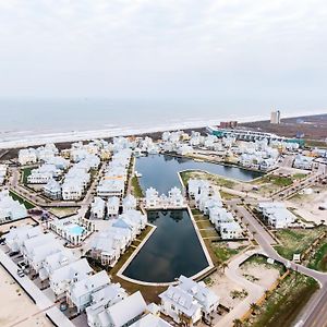 That Beachfront Vibe 140 Tuc Villa Mustang Beach Exterior photo