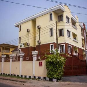 Sun Heaven Hotel Ikoyi Lagos Exterior photo