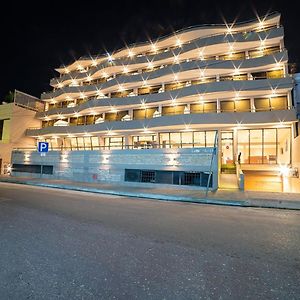 Lazuli Flats Hotel Luanda Exterior photo