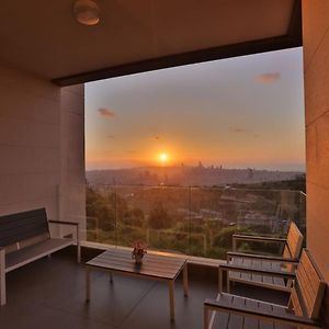 Mansourieh Vista Retreat 2Br Apt W Stunning View Apartment Exterior photo