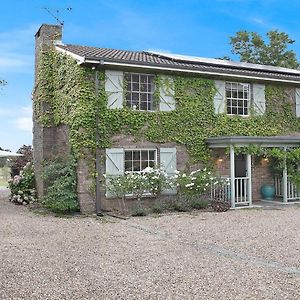 Merrigang Cottage Bowral Exterior photo