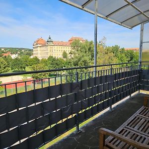 Holiday Home Apartment Znojmo Exterior photo