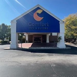 Comfort Inn & Suites Toledo Exterior photo