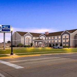 Best Western Holiday Manor Hotel Newton Exterior photo