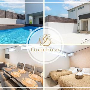 Grandioso Okinawa Pool Villa Onna 8B Baba Exterior photo