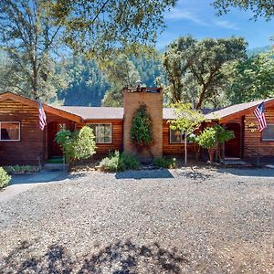 Log Cabin On The River Villa Hawkins Bar Exterior photo