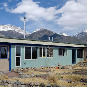 High Mountain Desert Earthship With Stunning Views Villa Crestone Exterior photo