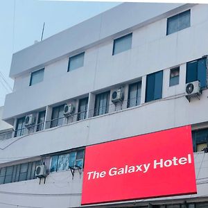 The Galaxy Hotel Rajkot Exterior photo