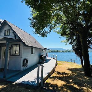 Lake Sammamish Waterfront Cabin Villa Exterior photo