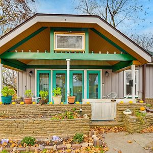 Walk To Downtown Eclectic Wisconsin Dells Home Exterior photo