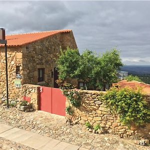 Casa Da Amendoeira Hotel Castelo Rodrigo Exterior photo